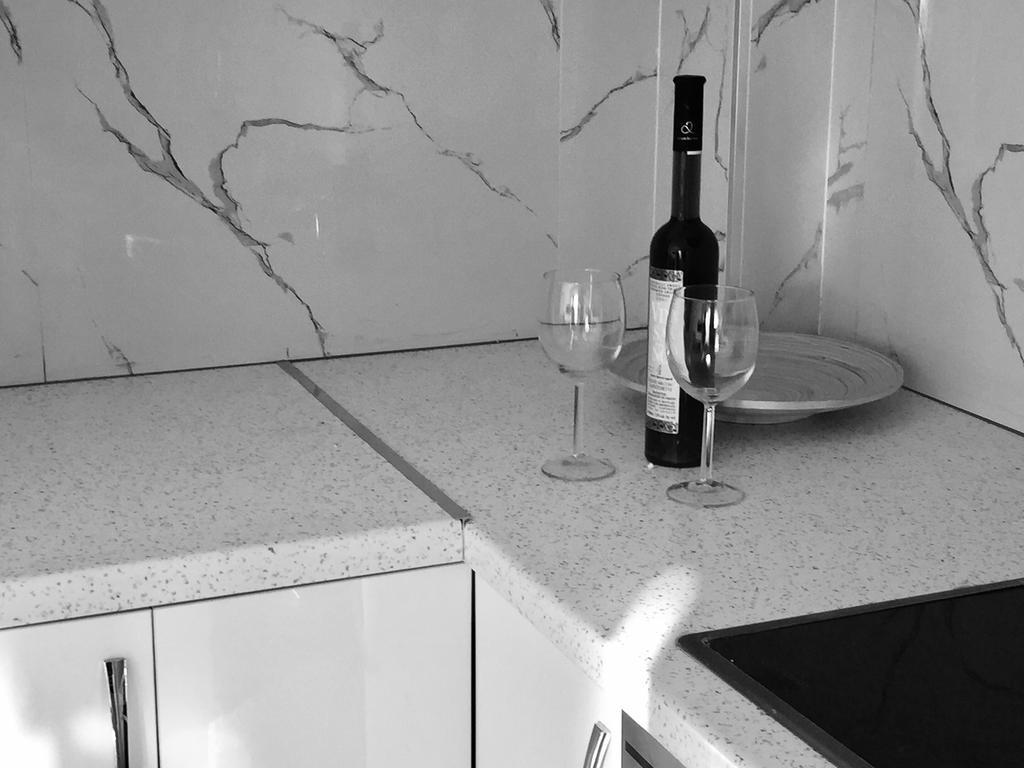 Skyfall Apartment Sarandë Eksteriør bilde